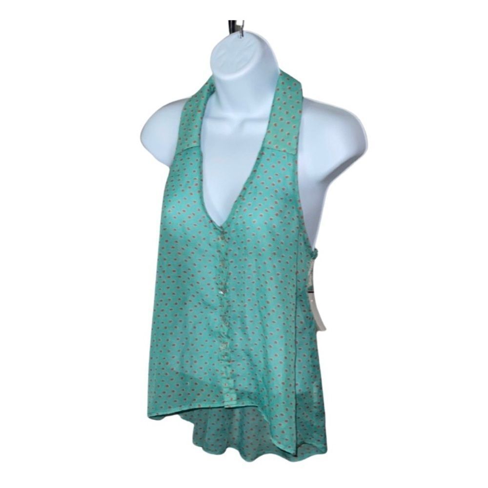 🎉3/$25🎉 Love ❤️ Love | Green Lace Back Collar Tank Blouse